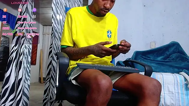 kilian xx online show from March 24, 7:57 am