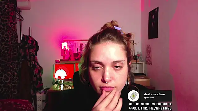 Snapshot of mskuddo chatting on July 8, 9:52 pm mskuddo online show from July 8, 9:52 pm