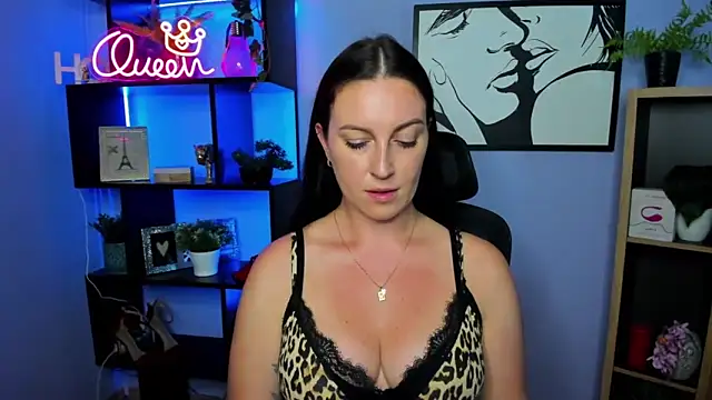 Snapshot of FUN_AMI chatting on May 20, 1:28 pm FUN AMI online show from May 20, 1:28 pm