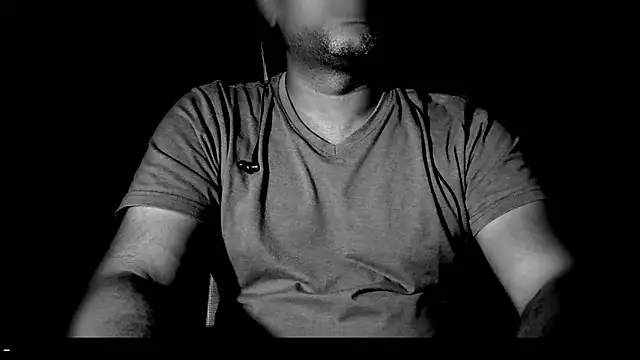 Snapshot of _x_rated_ chatting on June 17, 8:39 am x rated online show from June 17, 8:39 am
