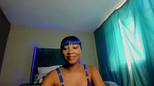 Snapshot of BlueberryDiamond chatting on January 19, 2:17 pm BlueberryDiamond online show from January 19, 2:17 pm