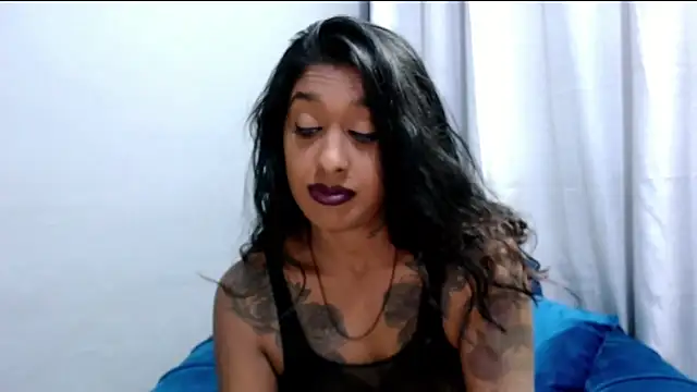Lisaabrown  online show from May 9, 10:37 pm