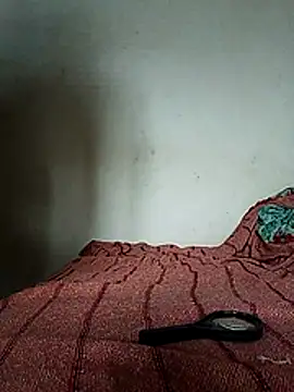 Snapshot of tarra122 chatting on February 16, 2:46 pm tarra122 online show from February 16, 2:46 pm