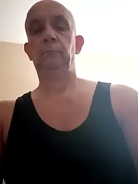 Snapshot of bigcock_marusz chatting on December 8, 4:28 pm bigcock marusz online show from December 8, 4:28 pm