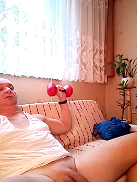 Snapshot of bigcock_marusz chatting on December 23, 11:47 am bigcock marusz online show from December 23, 11:47 am