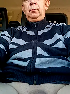 Snapshot of bigcock_marusz chatting on March 19, 3:29 pm bigcock marusz online show from March 19, 3:29 pm