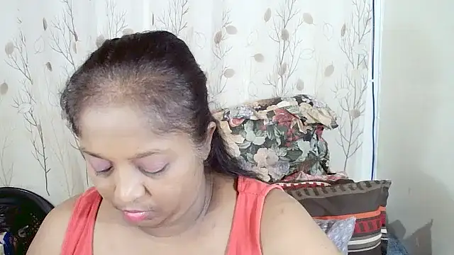 Snapshot of Indiantasha chatting on April 26, 1:47 am Indiantasha online show from April 26, 1:47 am