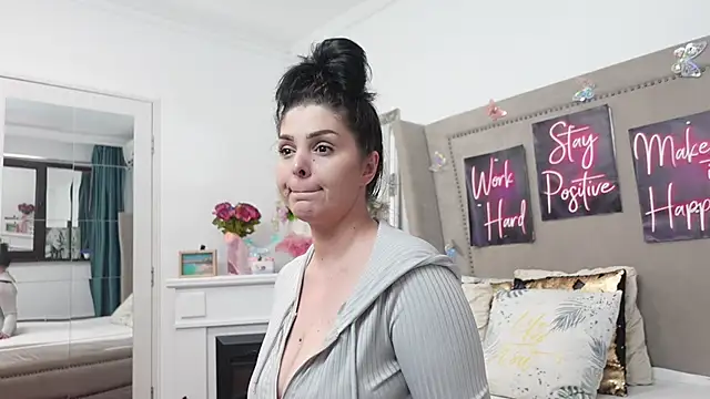 LexyRene online show from May 11, 11:38 am