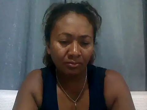 Snapshot of sexyladii chatting on May 1, 5:28 pm sexyladii online show from May 1, 5:28 pm
