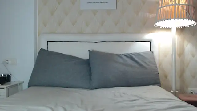 Snapshot of JessicaSteve chatting on February 16, 6:59 pm JessicaSteve online show from February 16, 6:59 pm