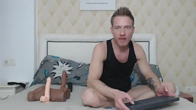 Snapshot of JessicaSteve chatting on February 21, 6:09 pm JessicaSteve online show from February 21, 6:09 pm