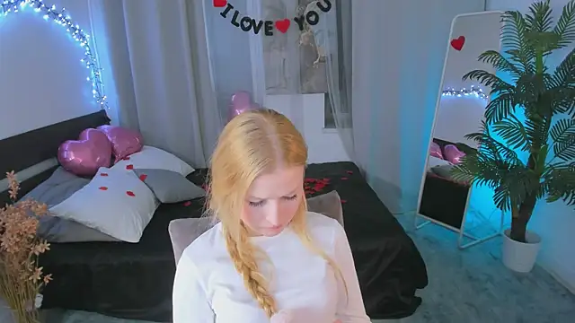 Laly Peach online show from February 17, 7:21 pm