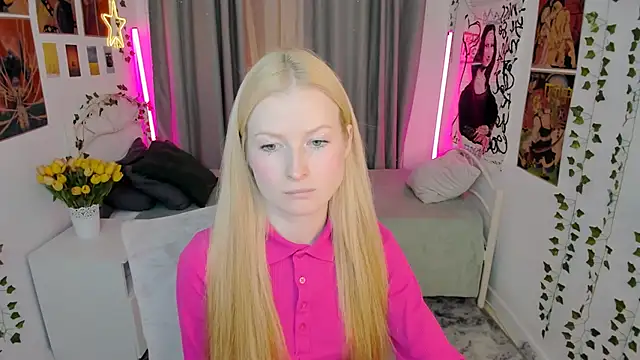 Laly Peach online show from October 19, 4:07 pm