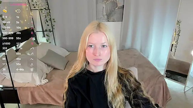 Laly Peach online show from June 14, 6:48 am