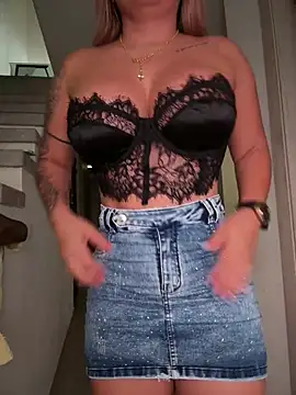 DIANITA 1988 online show from January 19, 4:11 pm