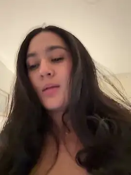 Snapshot of Nina_lovi chatting on June 14, 2:24 am Nina lovi online show from June 14, 2:24 am