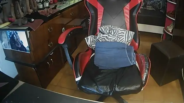 cinquantaxxx online show from January 16, 5:55 am