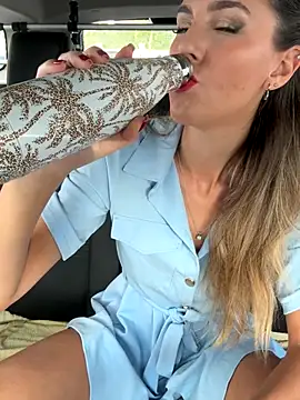 nicole 98 online show from November 27, 2:19 pm