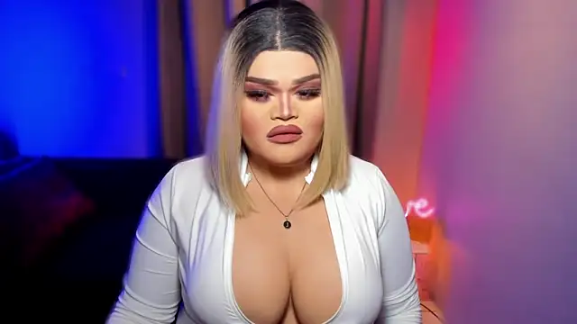 KarolinaThompson online show from March 15, 7:53 am