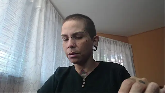 moon cat85 online show from February 2, 5:44 pm