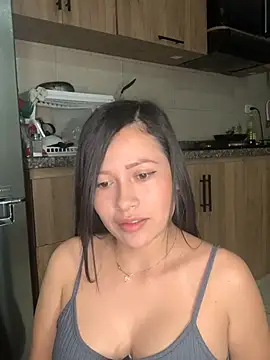 Snapshot of samanthaa_ chatting on September 25, 1:42 am samanthaa online show from September 25, 1:42 am
