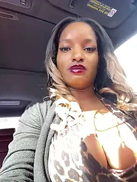 NicoleCocksXXX online show from February 3, 4:10 pm