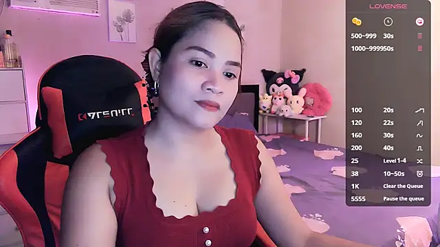 yenyen  online show from May 26, 1:40 pm