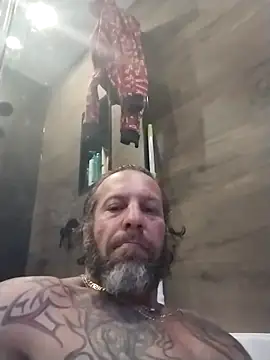 trucker1979 online show from March 2, 10:16 pm