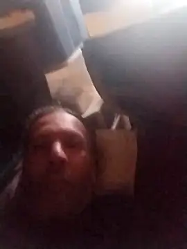 trucker1979 online show from April 8, 9:37 pm