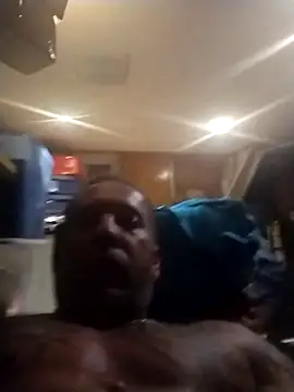 trucker1979 online show from April 26, 5:16 am