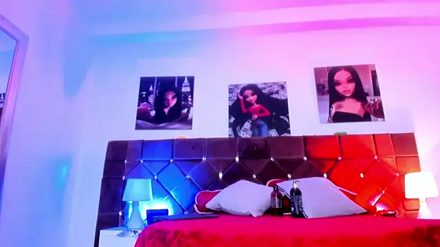 Snapshot of Ariana_lopezz chatting on February 7, 12:39 pm Ariana lopezz online show from February 7, 12:39 pm