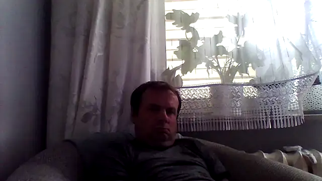 grzes19763 online show from June 3, 2:33 pm