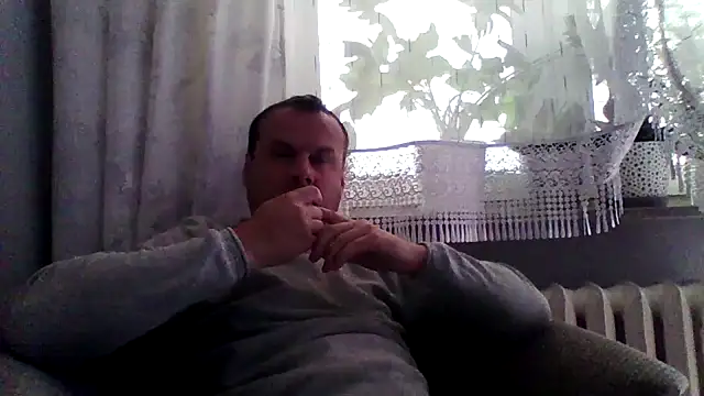 grzes19763 online show from June 12, 9:08 am