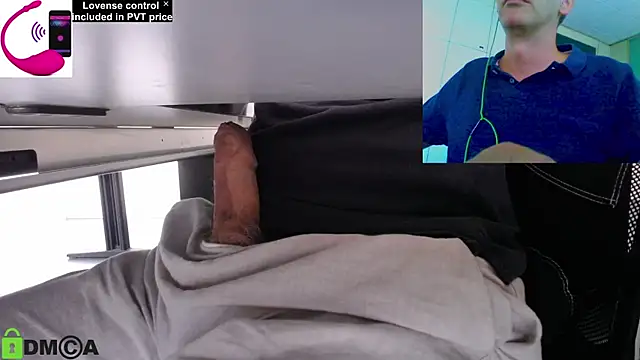 Snapshot of pliko chatting on July 9, 10:19 am pliko online show from July 9, 10:19 am