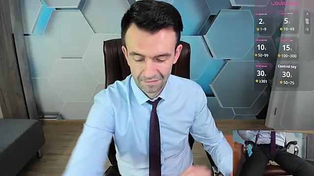 SteveTiger online show from March 30, 3:35 pm