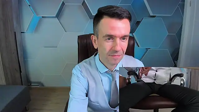 SteveTiger online show from April 16, 9:32 am