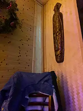 Snapshot of PhotoBabe chatting on December 22, 11:09 pm PhotoBabe online show from December 22, 11:09 pm