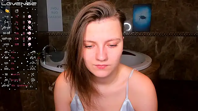 MelindaTin online show from December 7, 1:14 am