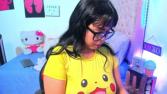 LillyCandy online show from March 6, 2:30 am