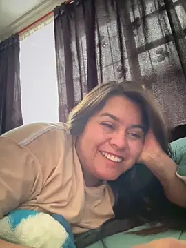 Snapshot of Ixchel_Anaid chatting on April 19, 1:10 pm Ixchel Anaid online show from April 19, 1:10 pm