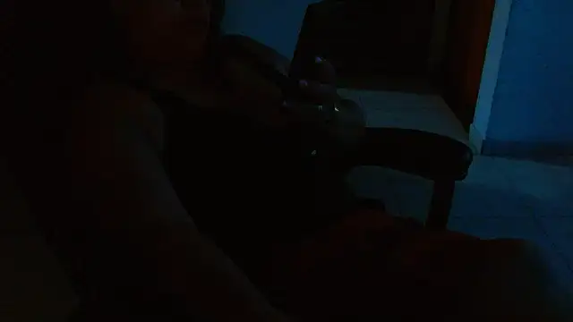 Snapshot of Ixchel_Anaid chatting on May 4, 2:40 am Ixchel Anaid online show from May 4, 2:40 am