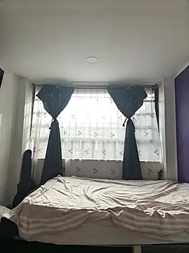 Snapshot of Ixchel_Anaid chatting on June 12, 12:48 pm Ixchel Anaid online show from June 12, 12:48 pm