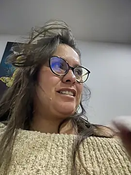 Snapshot of Ixchel_Anaid chatting on June 20, 5:10 am Ixchel Anaid online show from June 20, 5:10 am