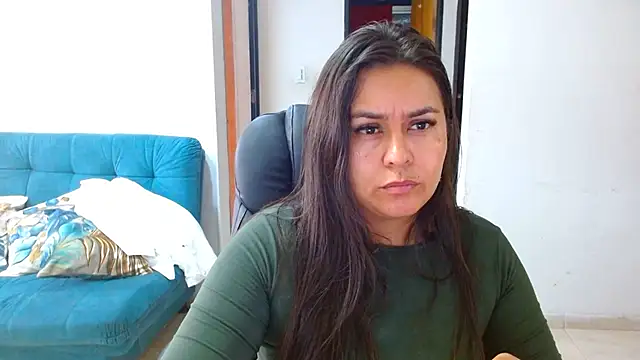 Snapshot of Ixchel_Anaid chatting on July 6, 7:27 pm Ixchel Anaid online show from July 6, 7:27 pm