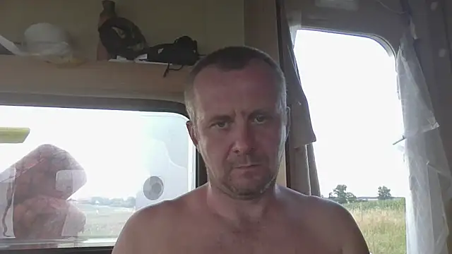 MrWhitePL online show from July 16, 4:24 pm