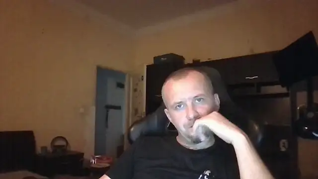 MrWhitePL online show from July 31, 6:18 pm