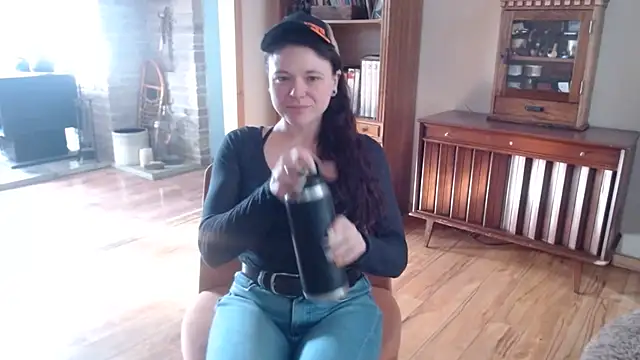 MarcyJones online show from January 22, 7:45 pm