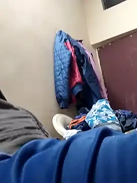 Snapshot of indianSmartboy chatting on December 22, 6:26 pm indianSmartboy online show from December 22, 6:26 pm