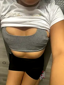 Aestheticsgirl online show from November 21, 11:31 am