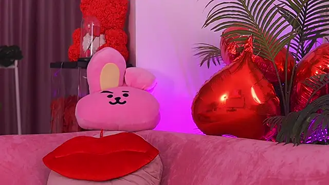 fallingangel online show from April 5, 6:05 pm